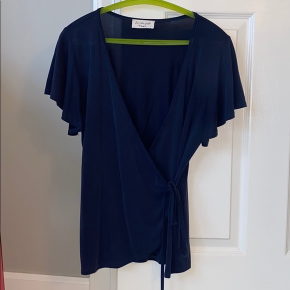 lavender field Tops - Short sleeve Tie-Front top